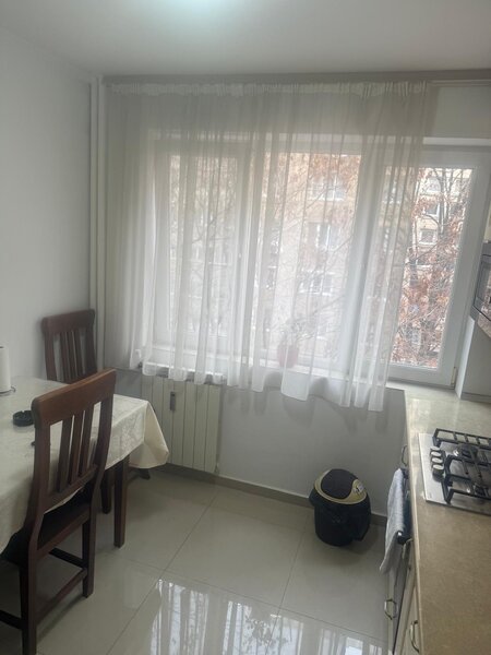 Tineretului, metrou,