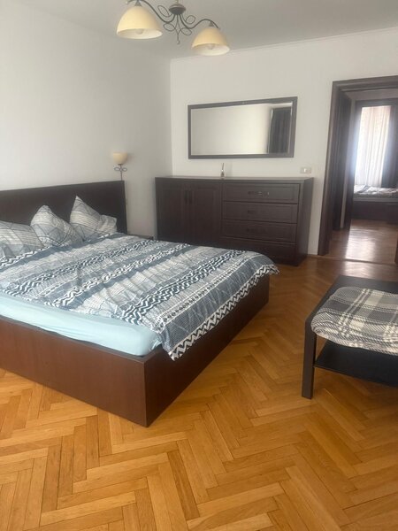 Tineretului, metrou,