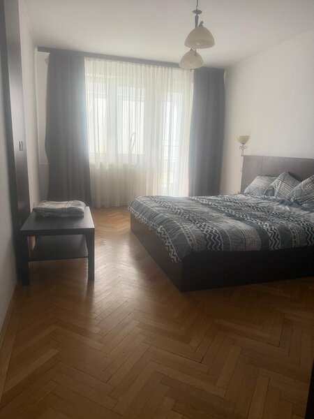 Tineretului, metrou,